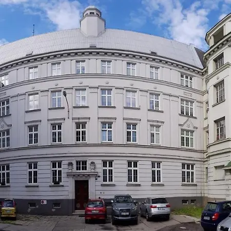 Апартаменты Partyzanske Namesti 3 *